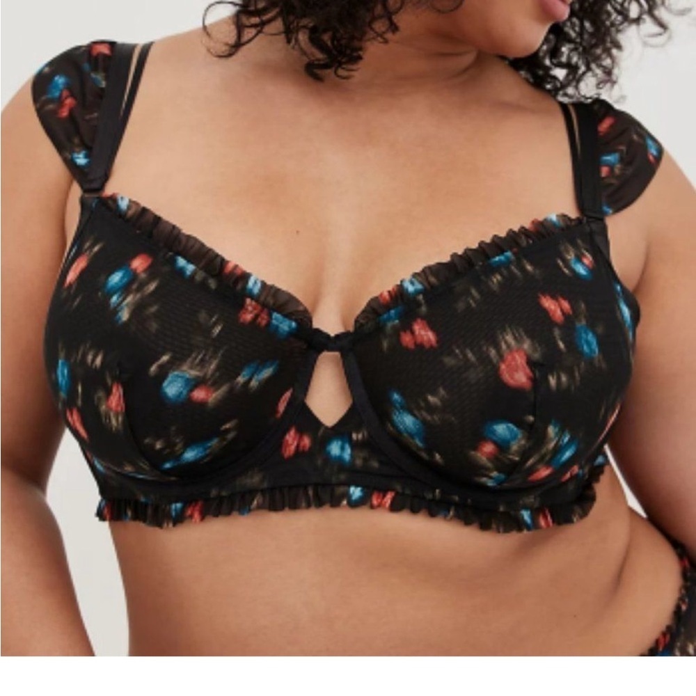 Torrid SEXY RUCHED MESH RUFFLE UNDERWIRE BRA 38/40, D/DD